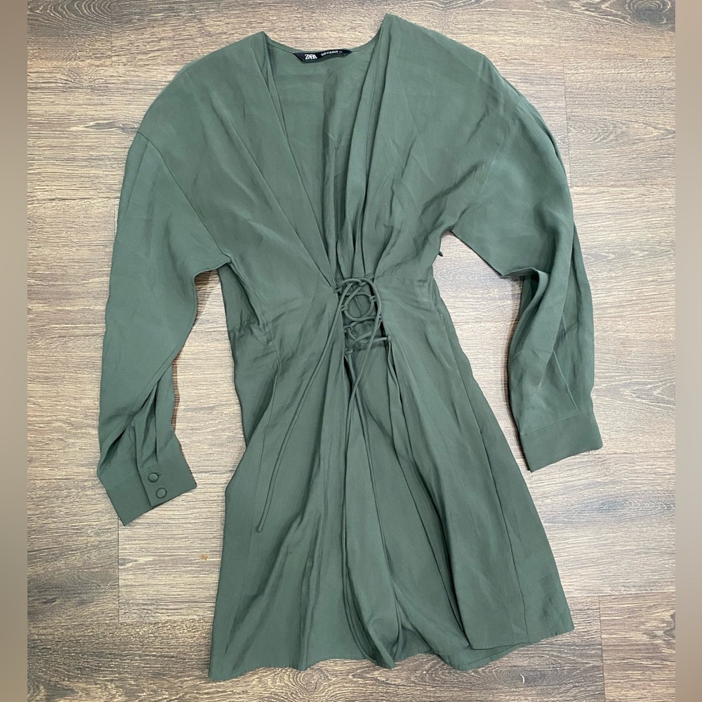Zara long sleeve tie waist dress